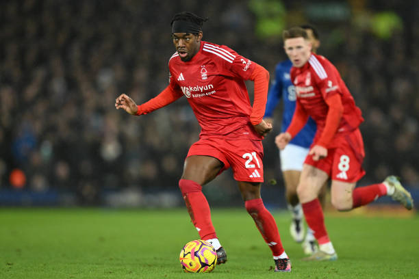 队在竞争格 队在竞争格