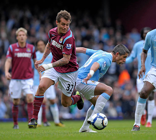 阿尔瓦雷斯 阿尔瓦雷斯